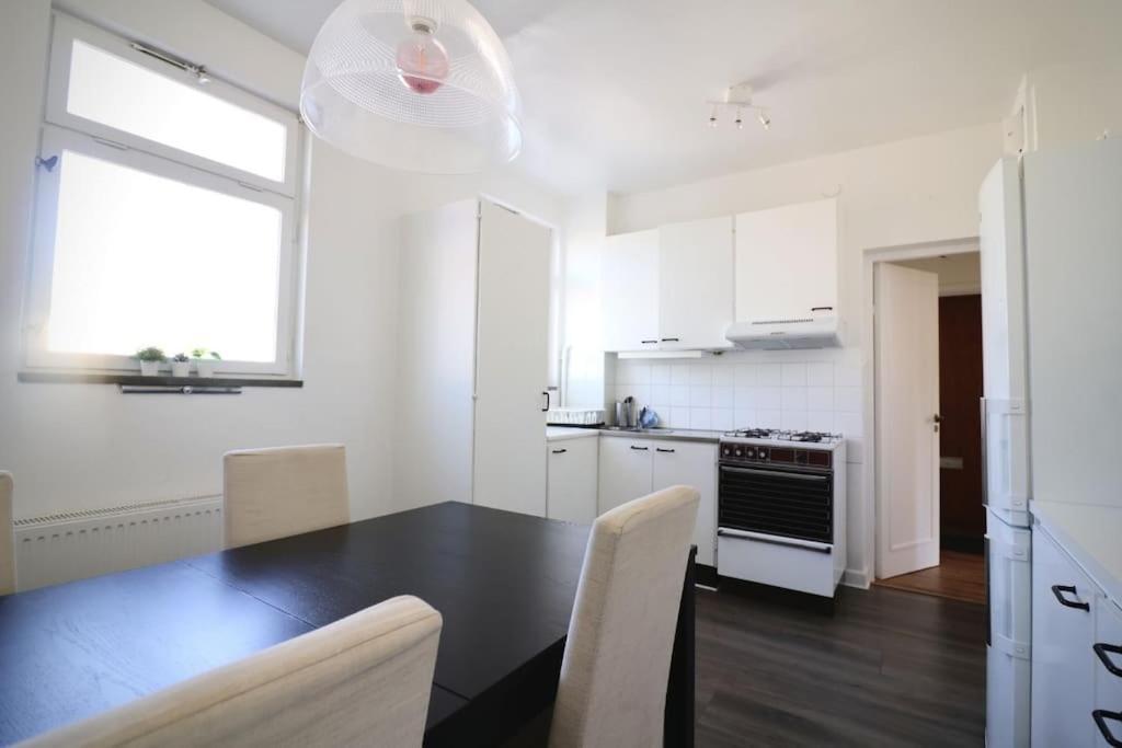 Stockholm Apartment Hammarbyhojden ภายนอก รูปภาพ